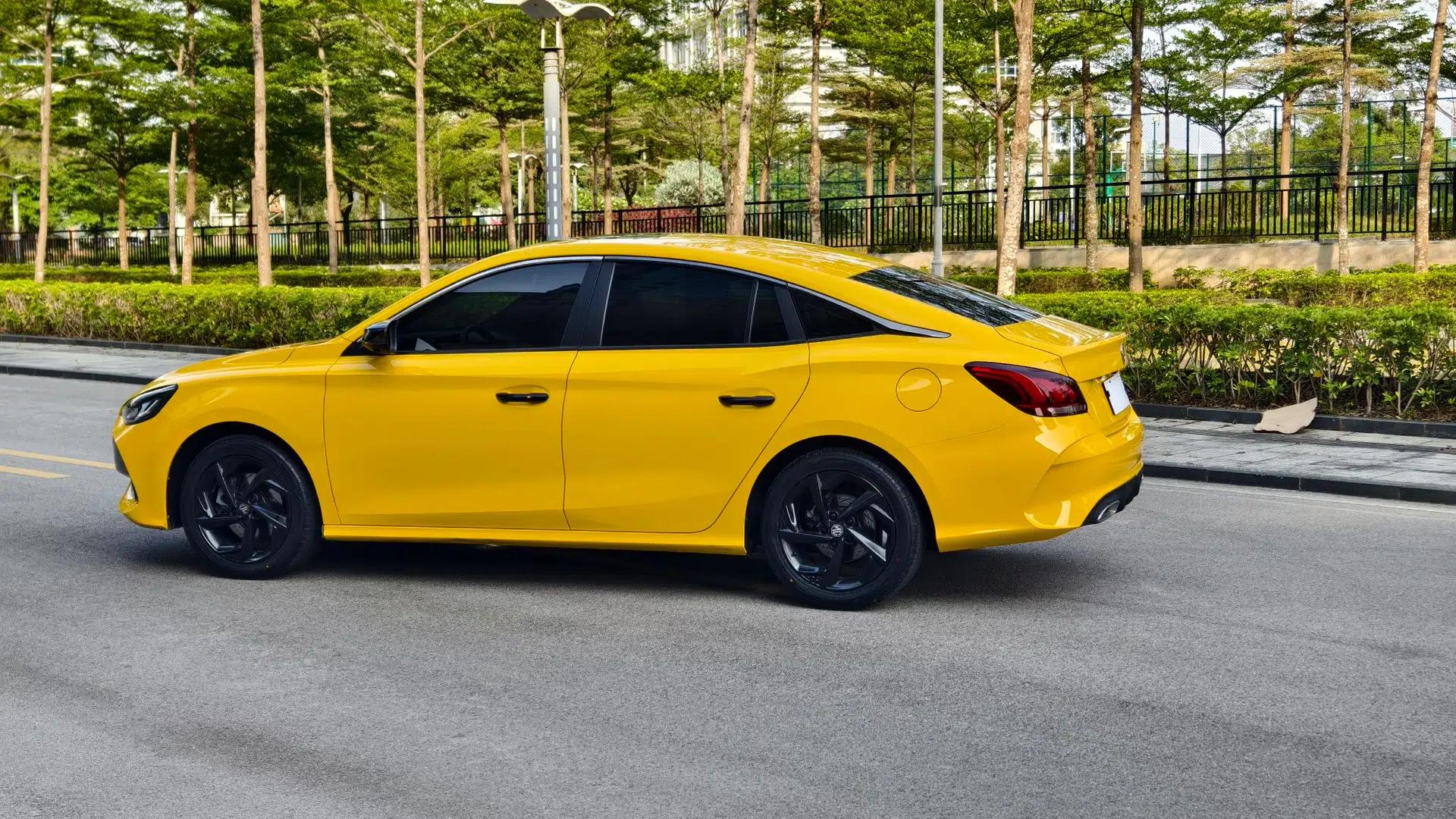 MG 5 2021 300TGI DCT Luxury Flagship Edition — миниатюра 4