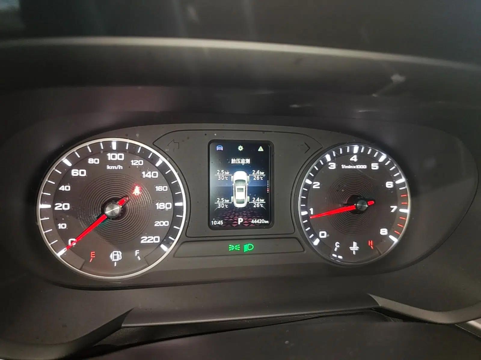 MG 5 2021 180 DVVT CVT Youth Luxury Edition — миниатюра 15