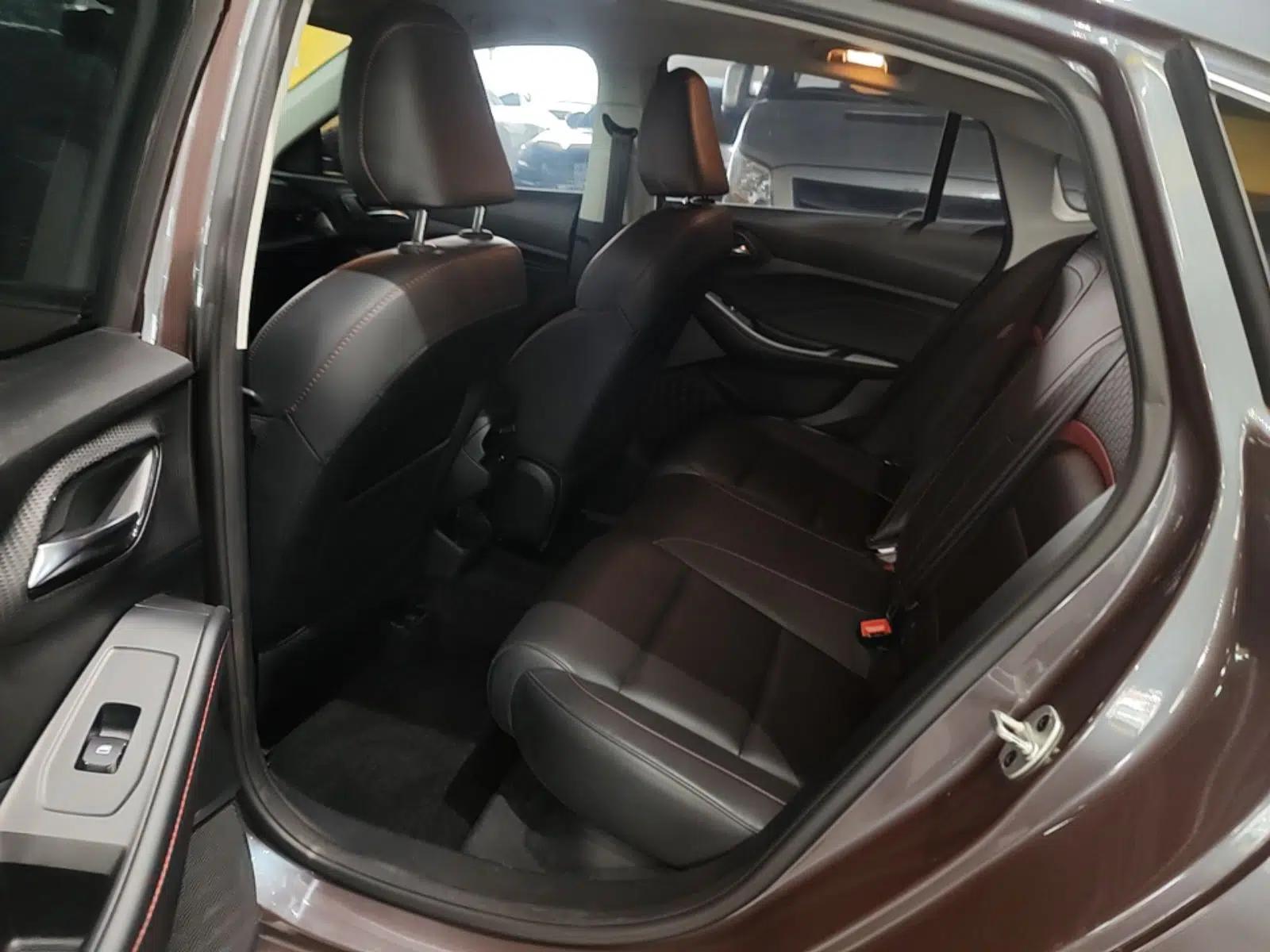 MG 5 2021 180 DVVT CVT Youth Luxury Edition — миниатюра 20