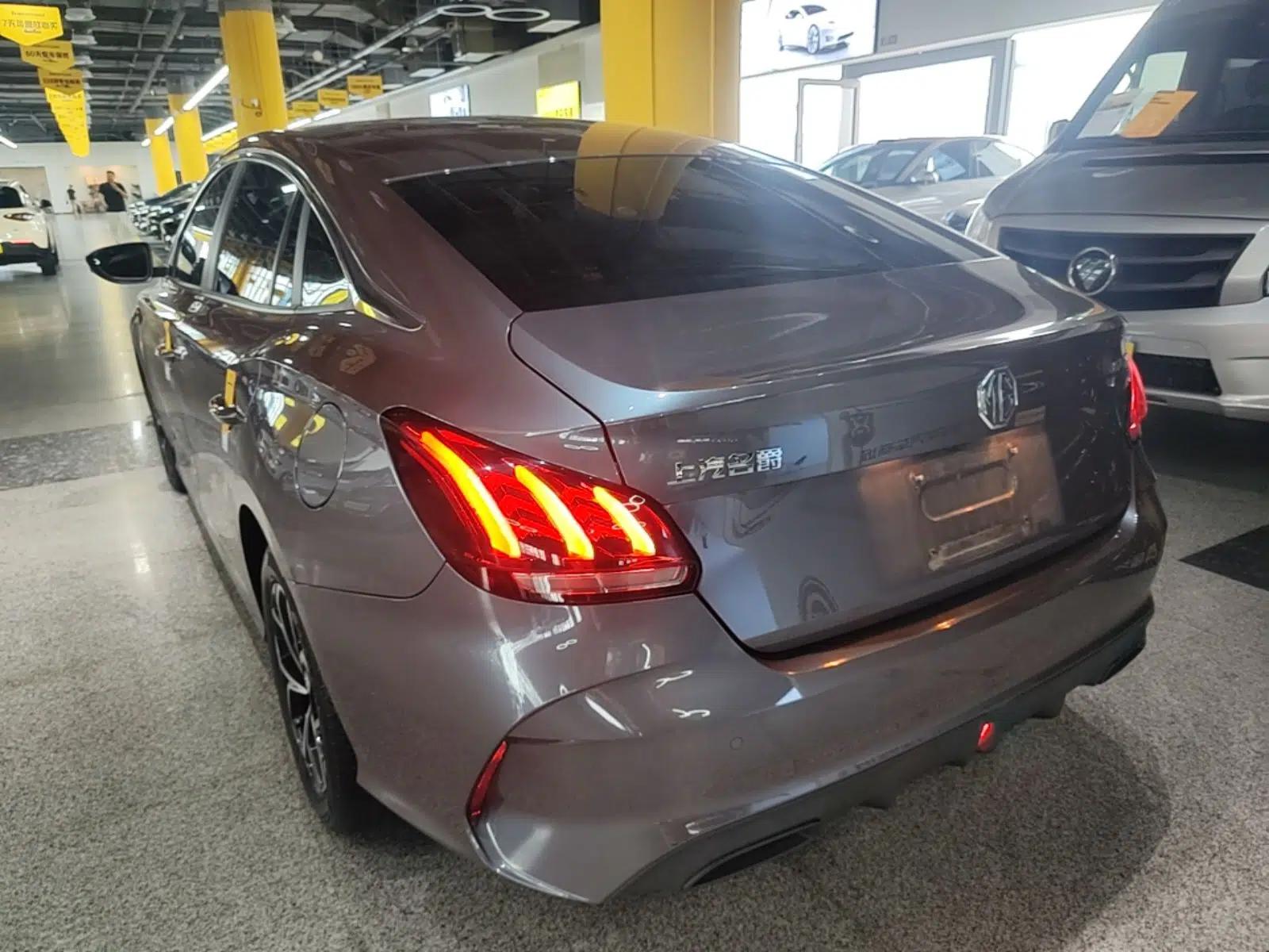 MG 5 2021 180 DVVT CVT Youth Luxury Edition — миниатюра 4