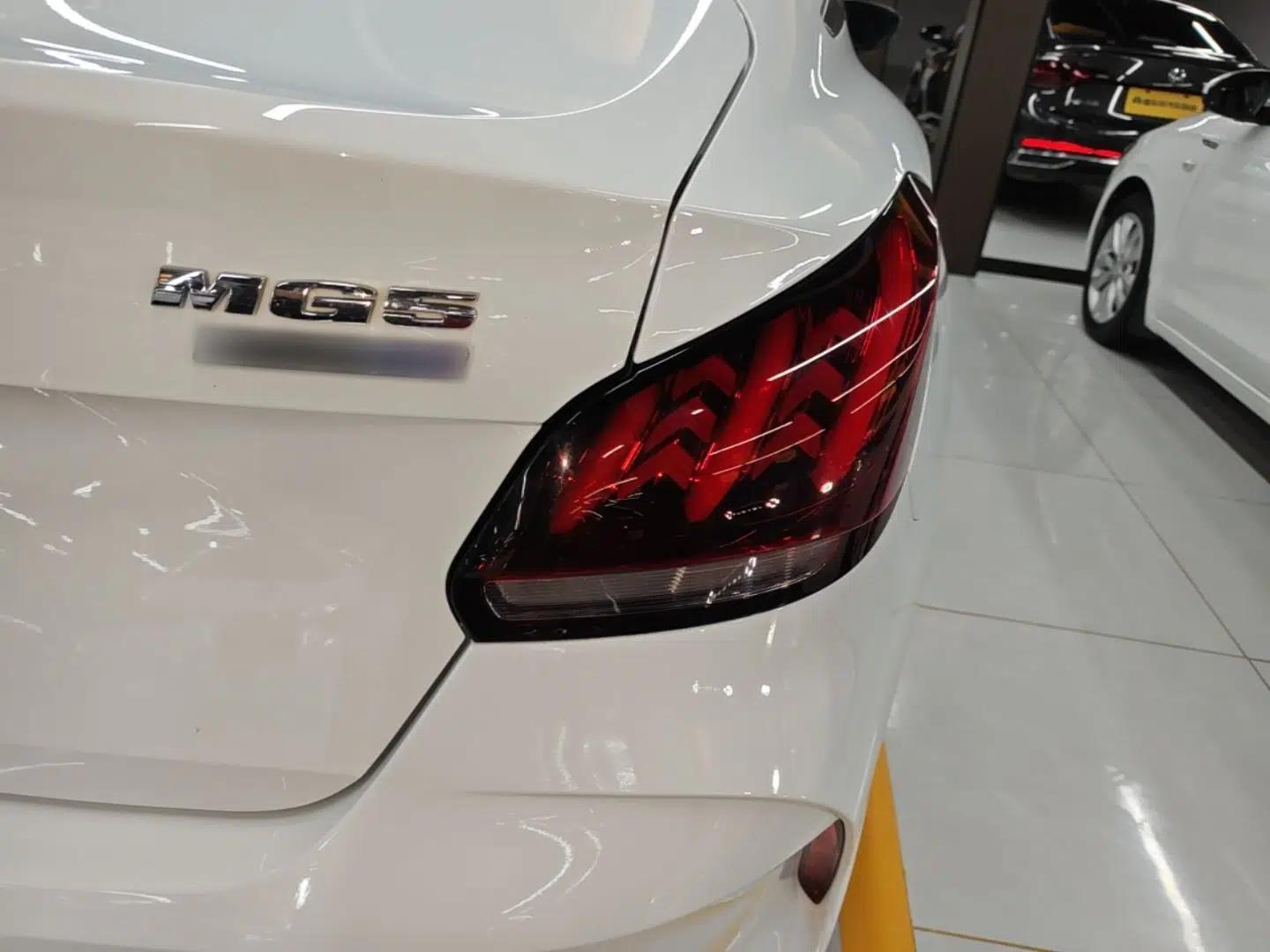 MG 5 2021 300TGI DCT Elegant Luxury Edition — миниатюра 7