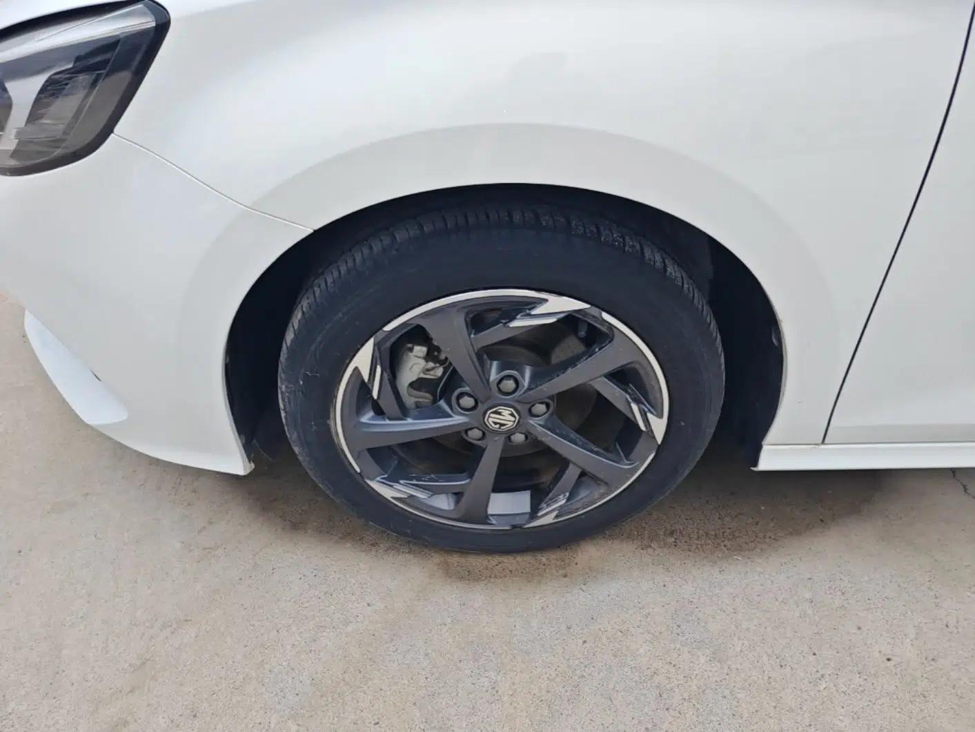 MG 5 2022 300TGI DCT Chao Yue Luxury Edition — миниатюра 8