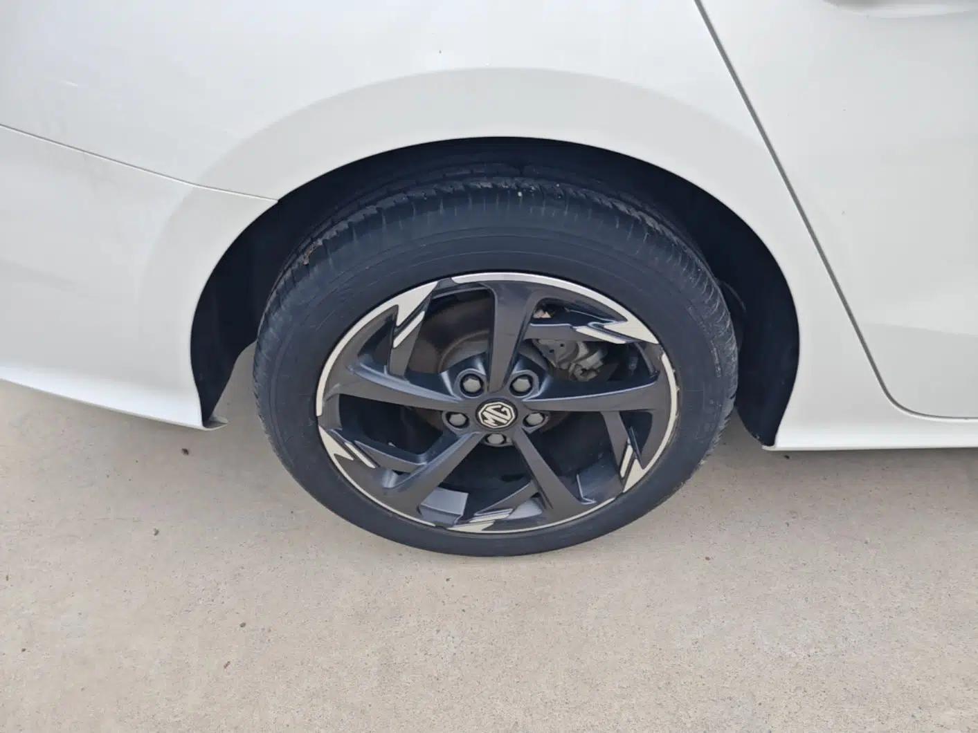 MG 5 2022 300TGI DCT Chao Yue Luxury Edition — миниатюра 10
