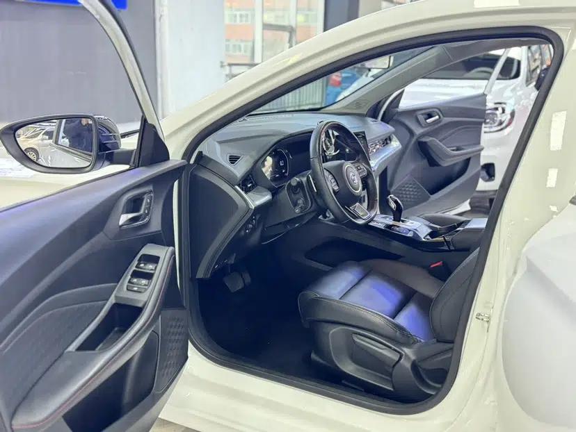 MG 5 2022 300TGI DCT Chao Yue Luxury Edition — миниатюра 16