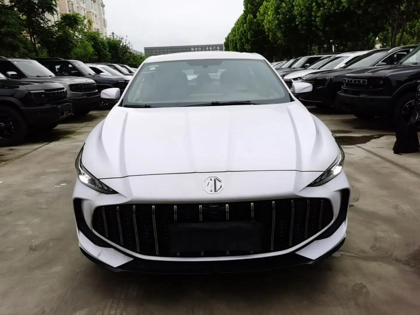 MG 5 2025 300TGI Global Flagship Edition — миниатюра 2