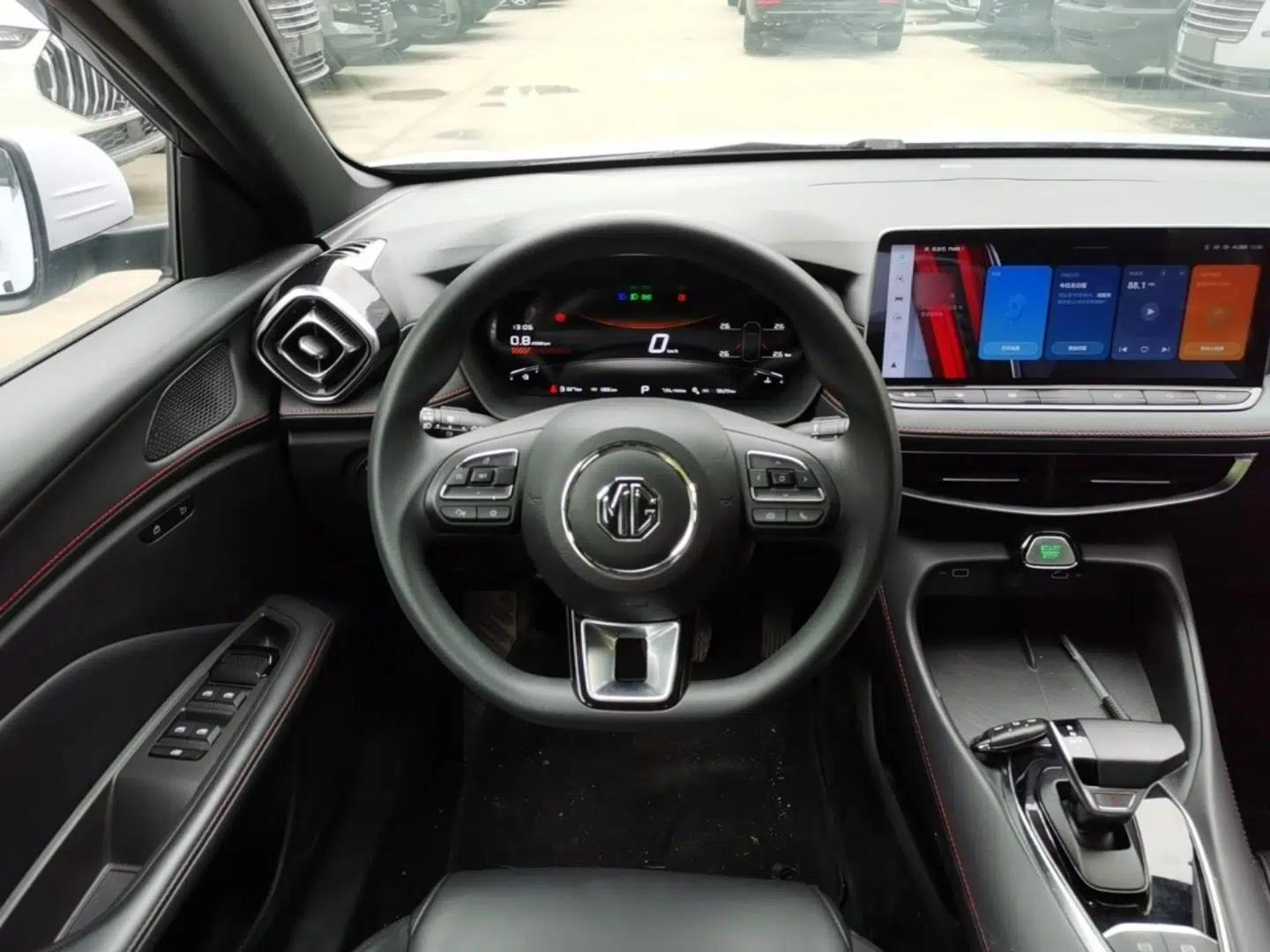 MG 5 2025 300TGI Global Flagship Edition — миниатюра 13