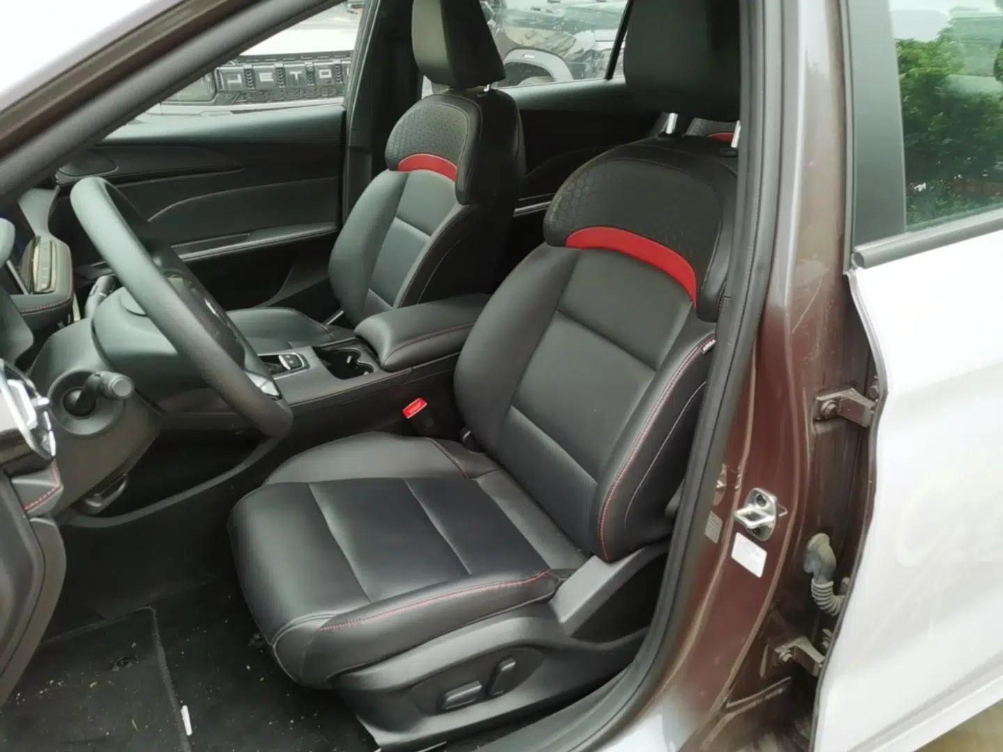 MG 5 2025 300TGI Global Flagship Edition — миниатюра 17