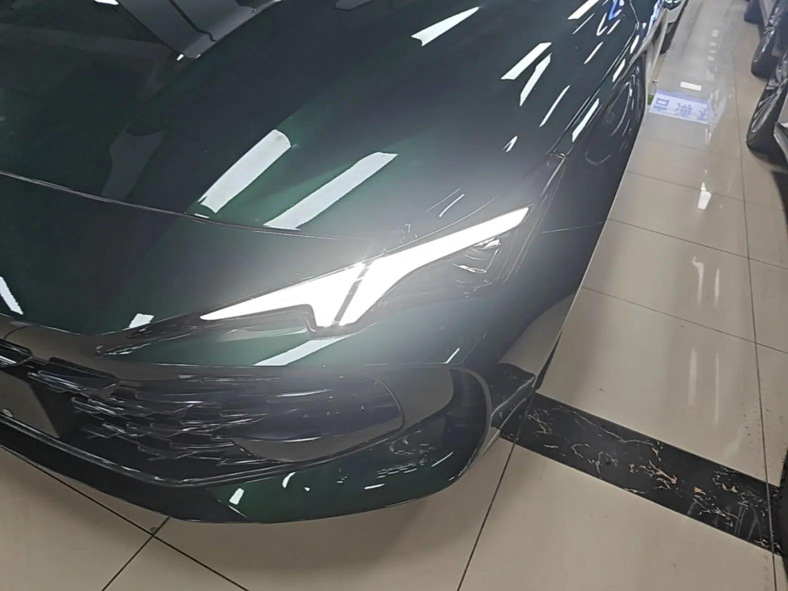 MG 7 2026 Model 2.0T Trophy+ Super Sports Edition — миниатюра 9