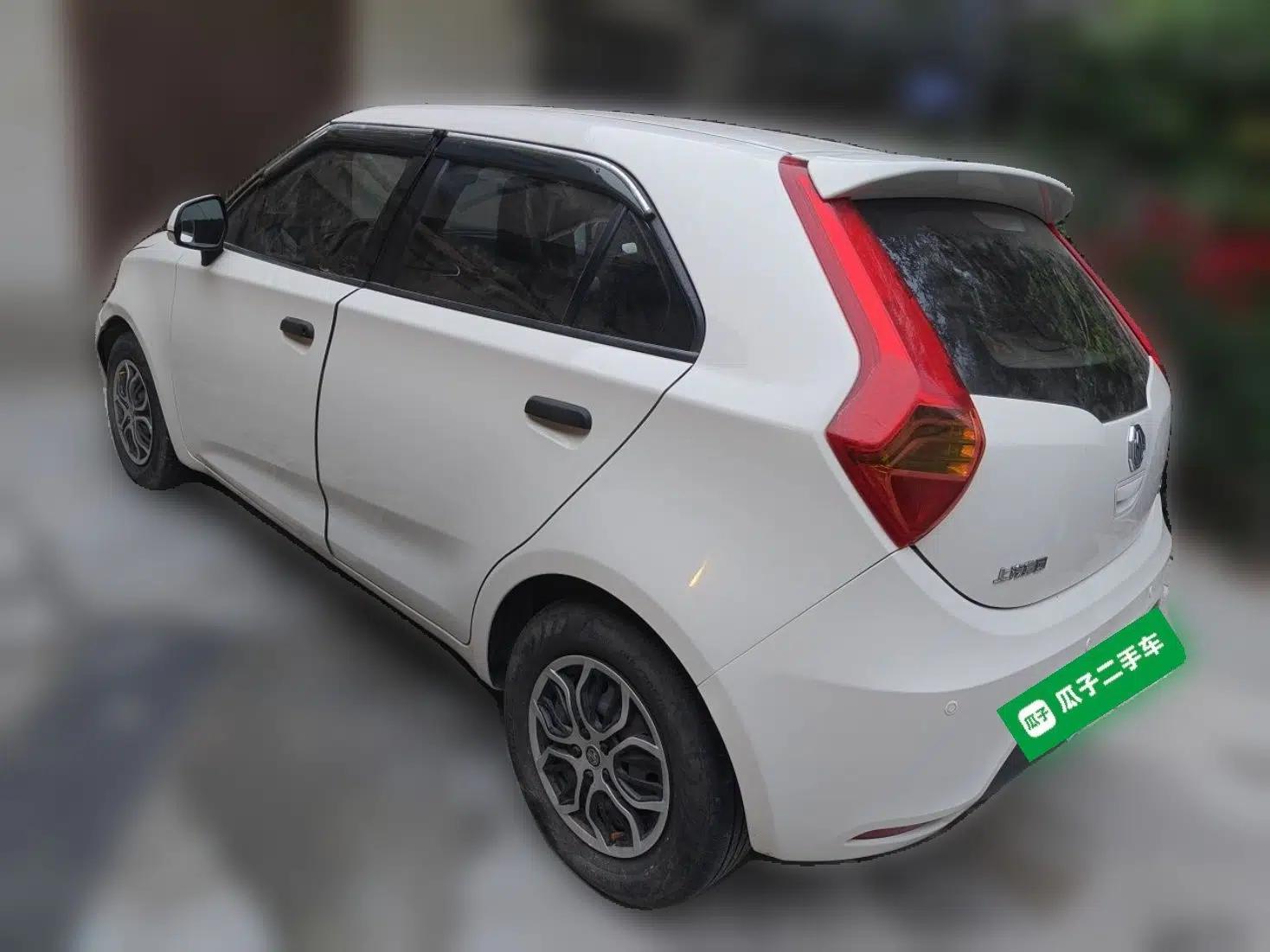 MG 3 2013 1.3L Manual Comfort Edition — миниатюра 4