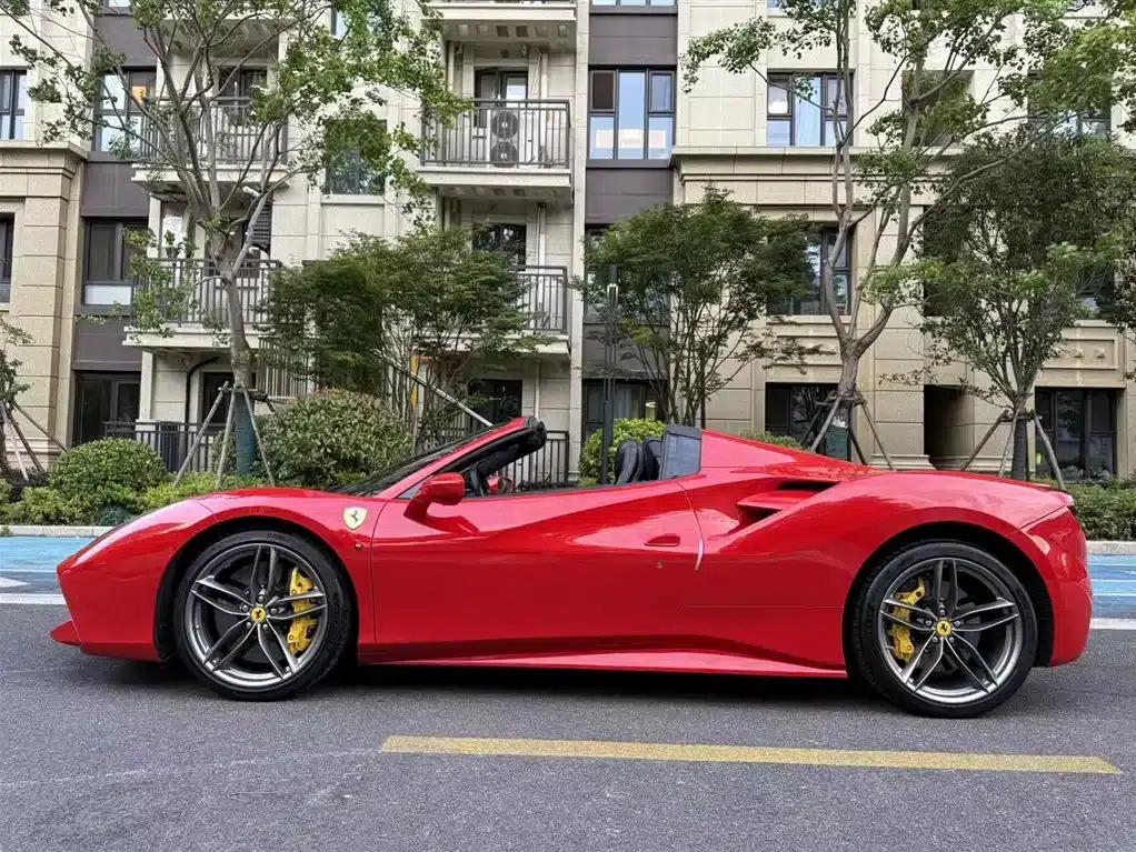 2015 Ferrari 488 Spider — миниатюра 2