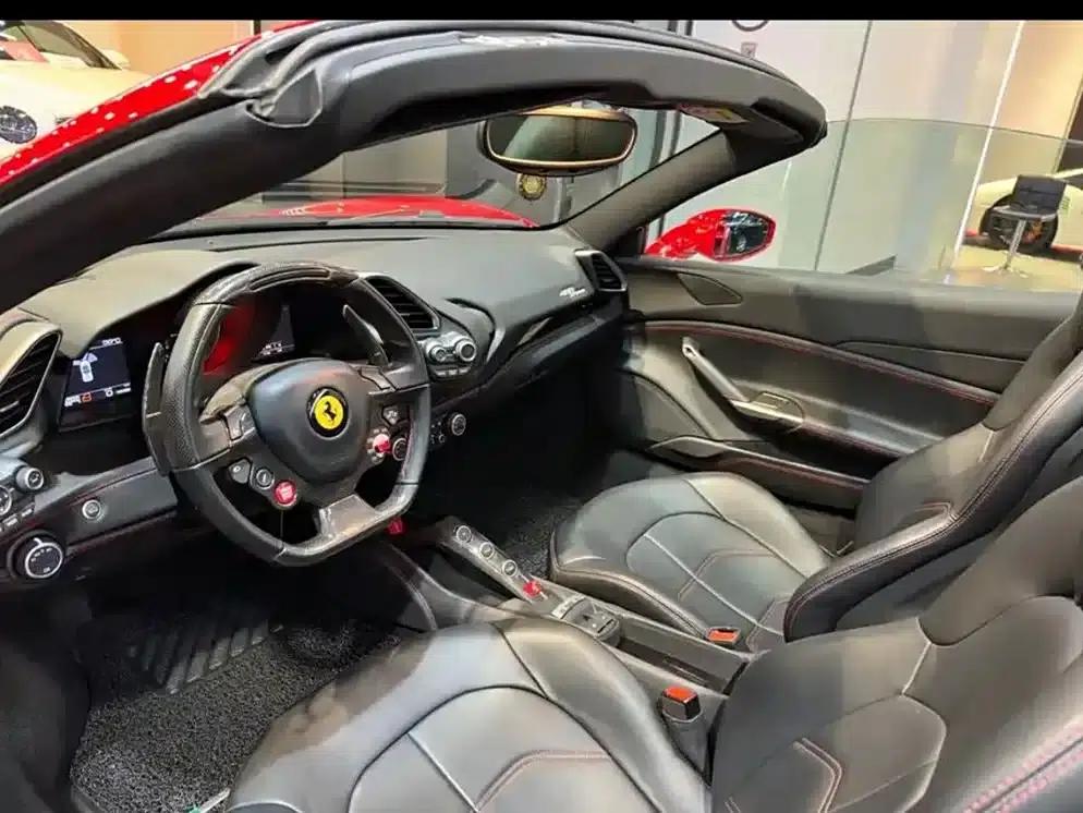 2015 Ferrari 488 Spider — миниатюра 11