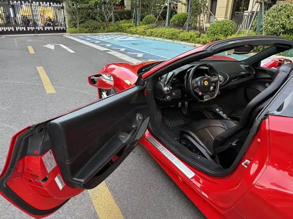 2015 Ferrari 488 Spider — миниатюра 6