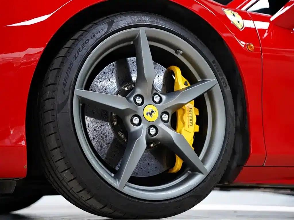 2015 Ferrari 488 GTB — миниатюра 20