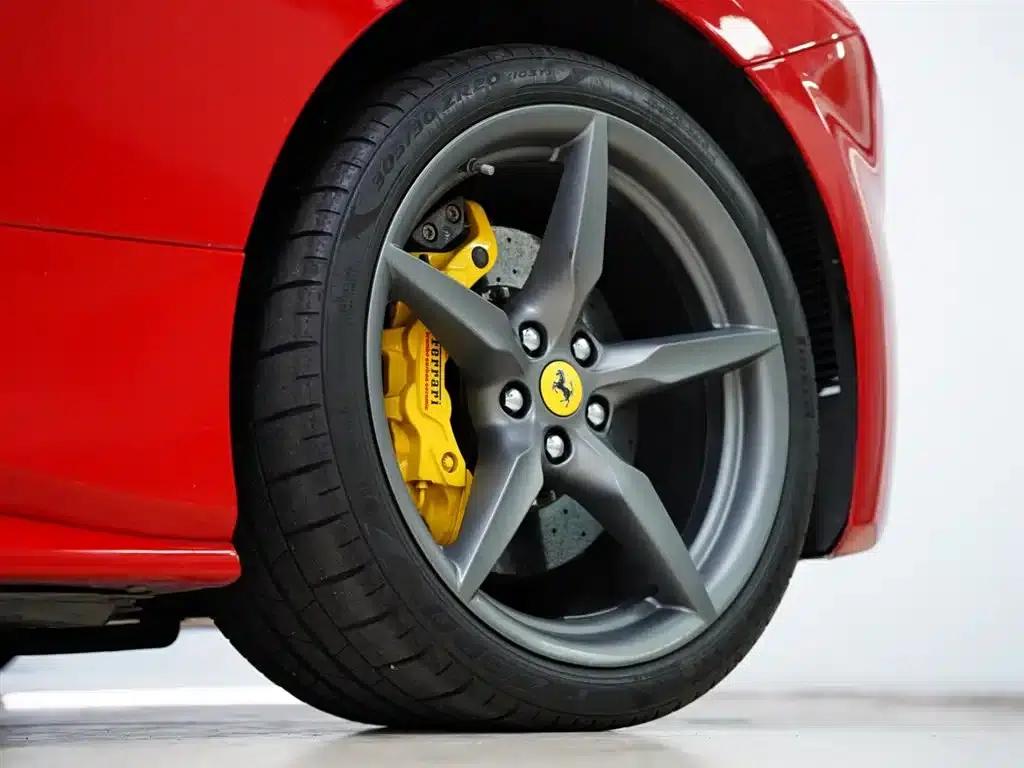 2015 Ferrari 488 GTB — миниатюра 23
