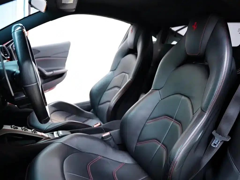 2015 Ferrari 488 GTB — миниатюра 25
