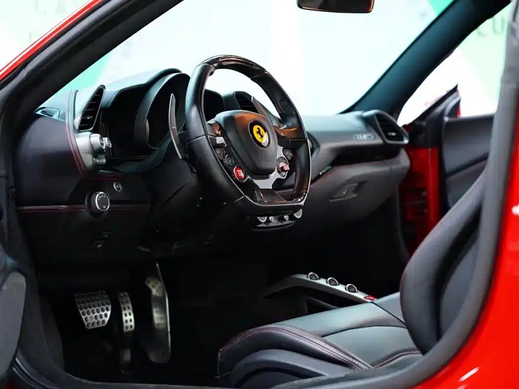 2015 Ferrari 488 GTB — миниатюра 27