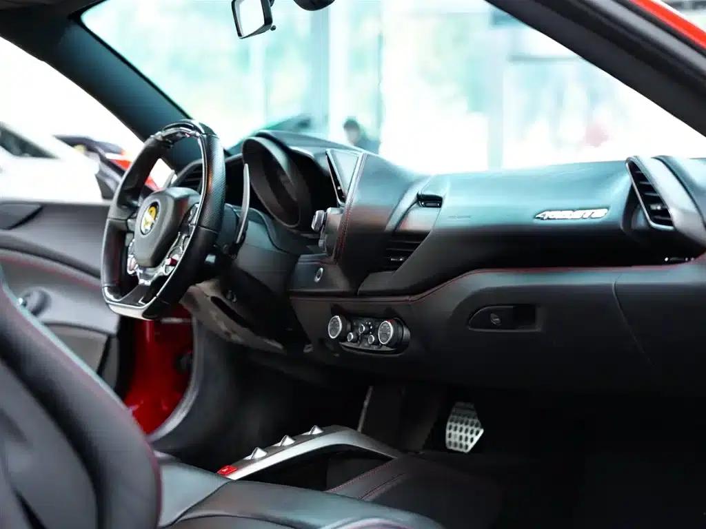 2015 Ferrari 488 GTB — миниатюра 37