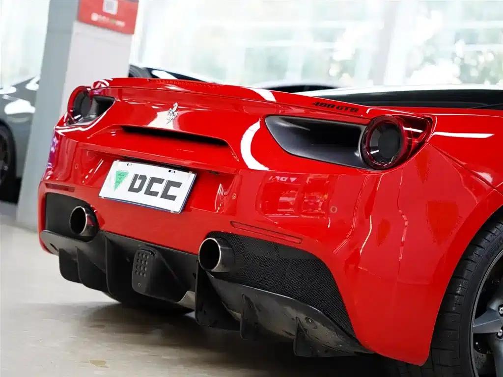 2015 Ferrari 488 GTB — миниатюра 5