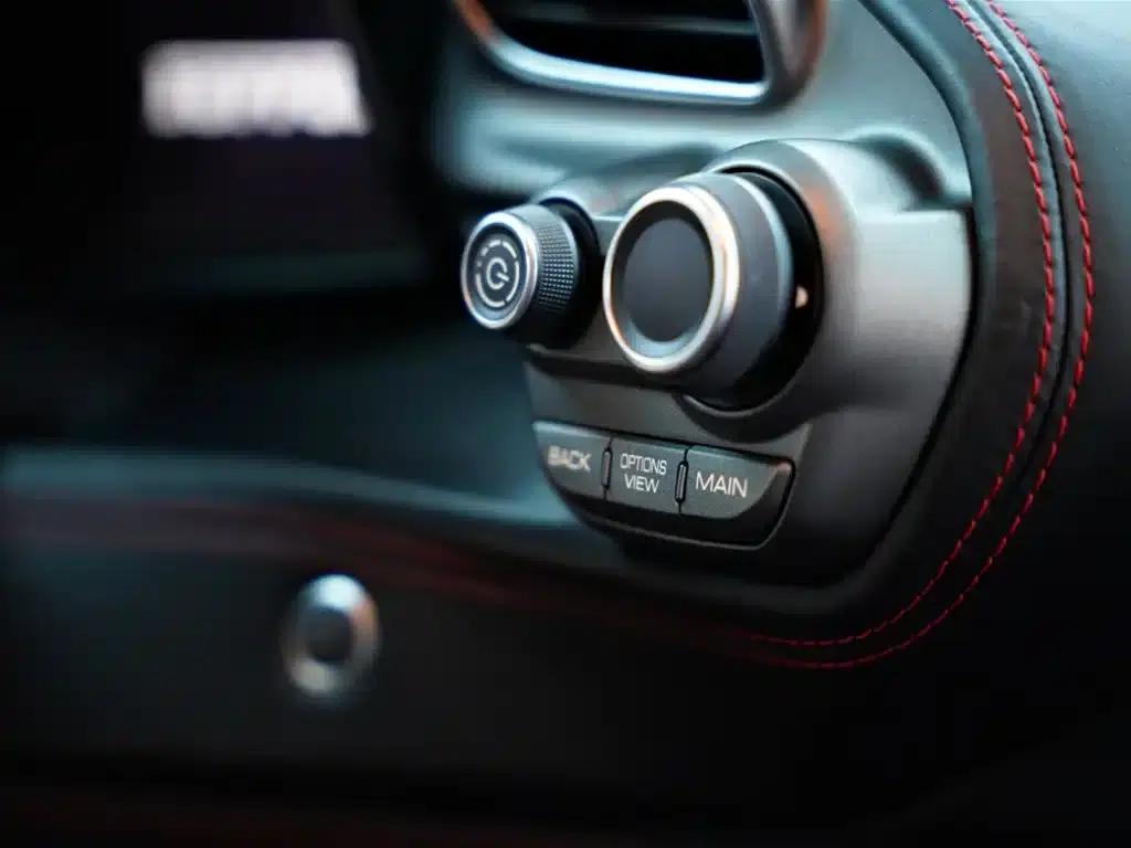 2015 Ferrari 488 GTB — миниатюра 43