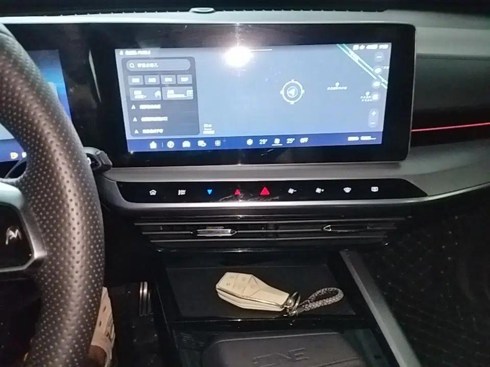 MG ONE 2022 α-Smart Sports Series 1.5T Advanced Edition — миниатюра 12