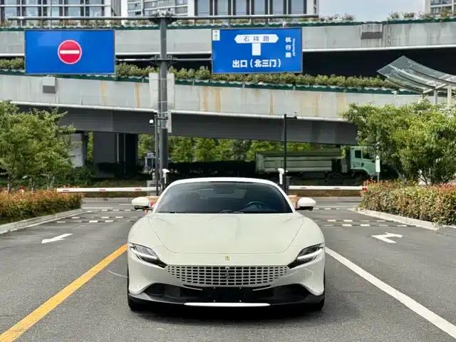 Roma 2020 3.9T V8