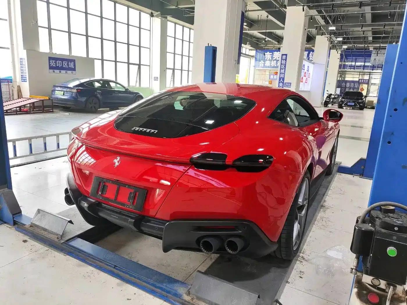 Roma 2020 3.9T V8 — миниатюра 2