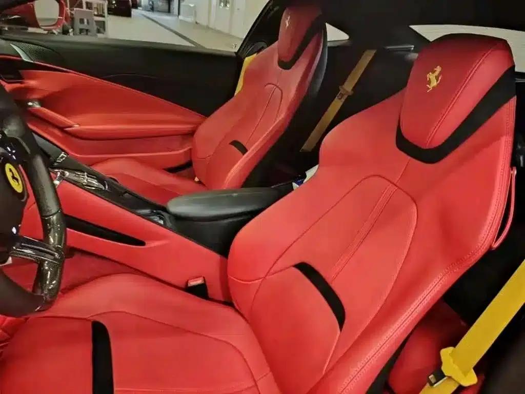 Roma 2020 3.9T V8 — миниатюра 7
