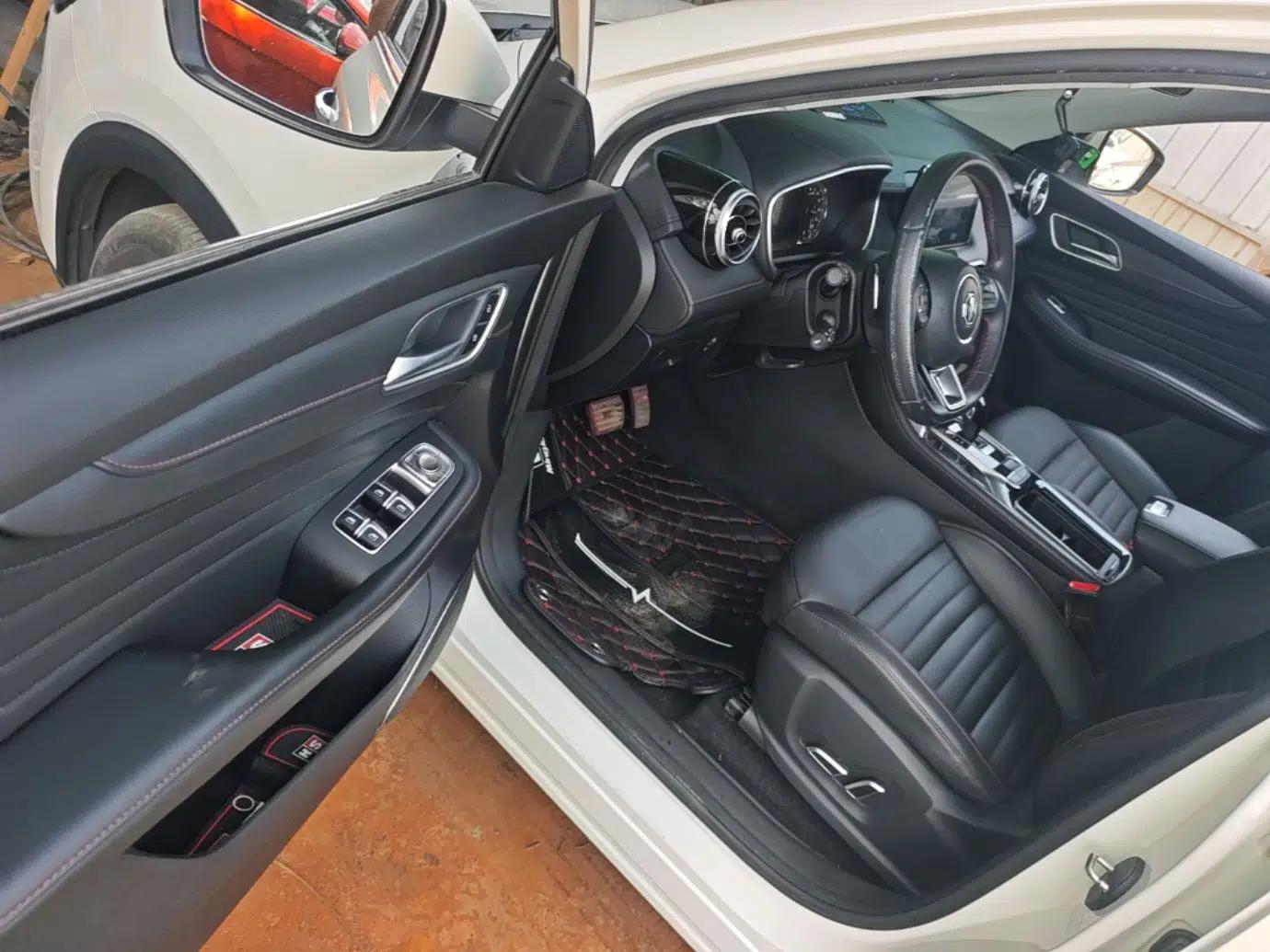MG HS 2019 30T Automatic 2WD Trophy Enhanced Version China VI Standard — миниатюра 19