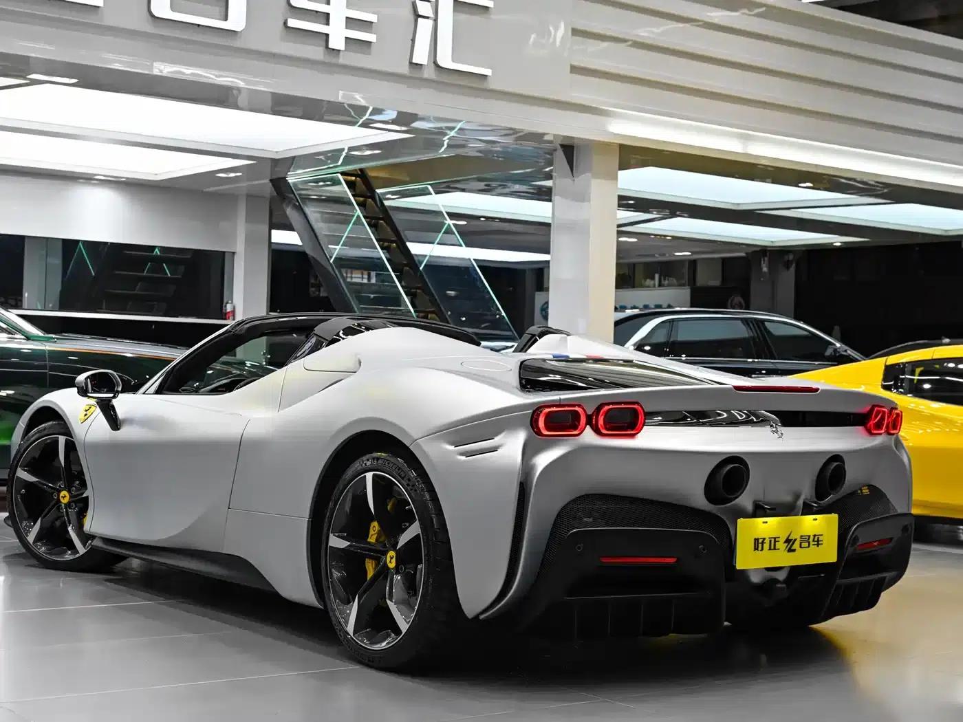 SF90 2021 3.9T V8 Spider — миниатюра 4