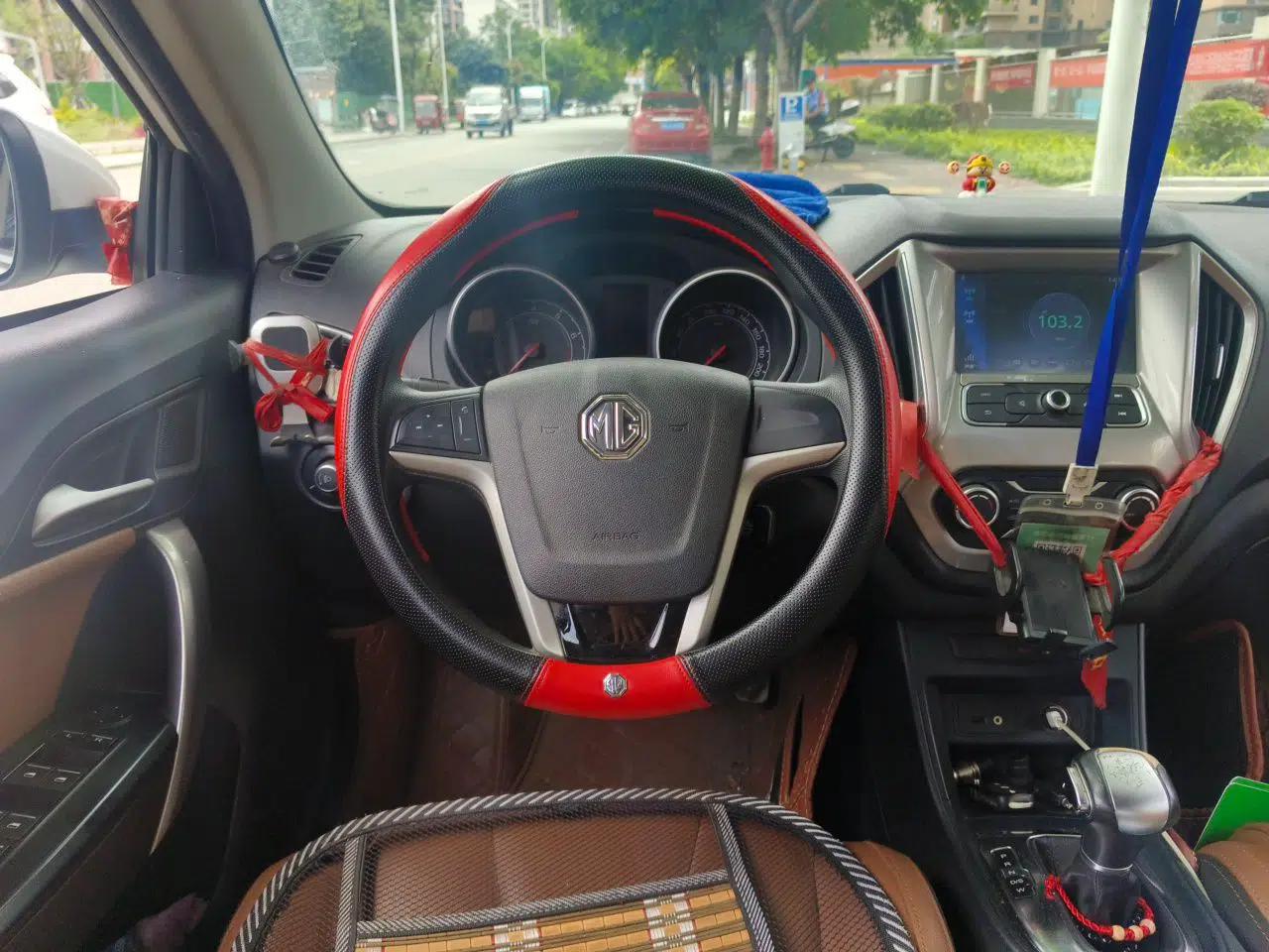 MG GT 2016 1.5T Automatic Value-Added Luxury Edition — миниатюра 11
