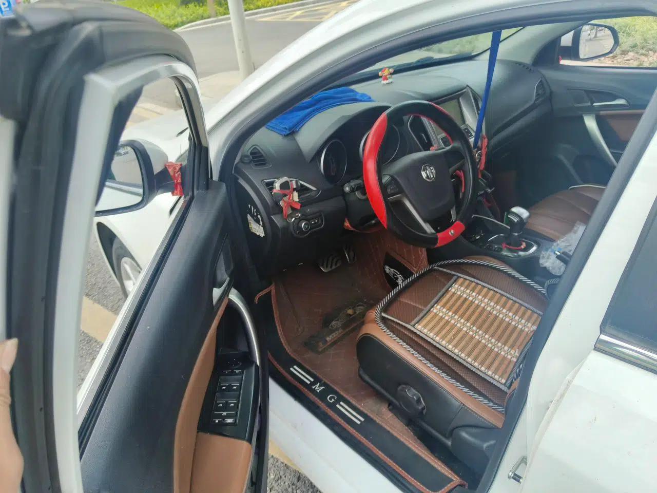 MG GT 2016 1.5T Automatic Value-Added Luxury Edition — миниатюра 17