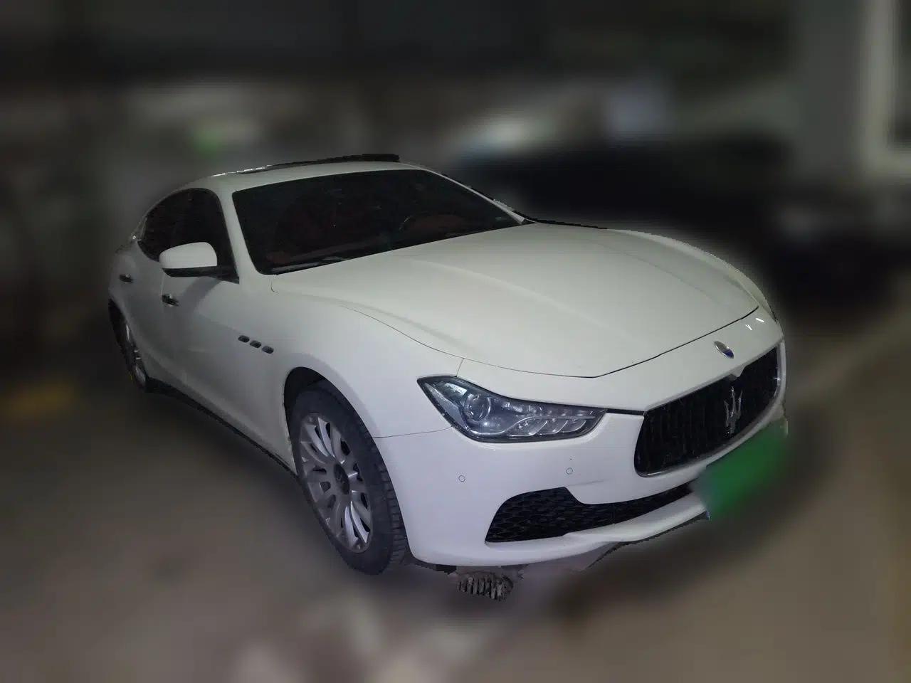 Maserati Ghibli 2017 3.0T Standard Edition — миниатюра 3