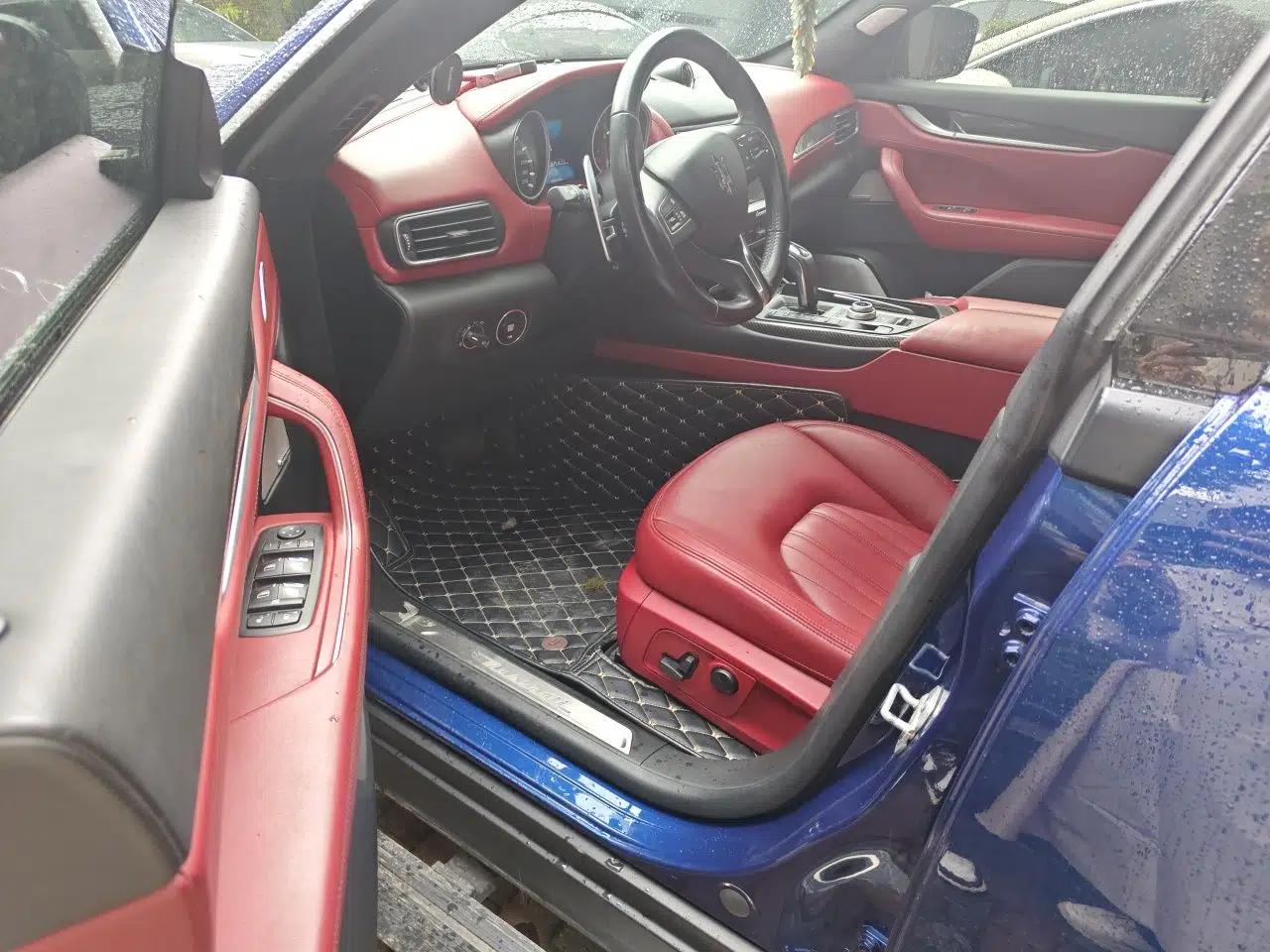 Maserati Levante 2016 3.0T Standard Edition — миниатюра 17