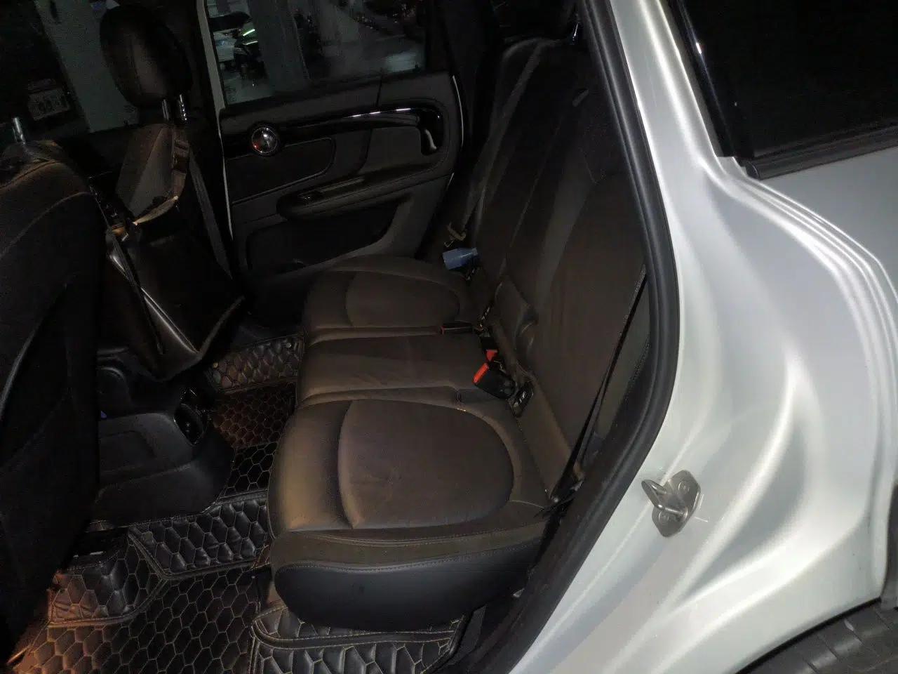 MINI JCM COUNTRYMAN 2021 2.0T JOHN COOPER WORKS ALL-IN — миниатюра 18