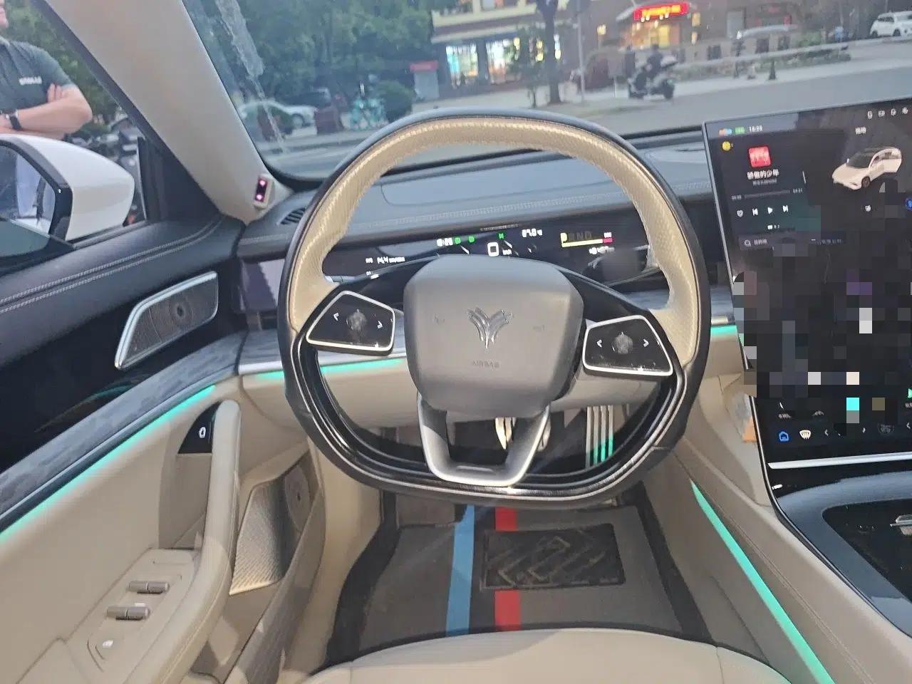 NETA S 2023 All-Electric 520 km Range Rear-Drive Version — миниатюра 11