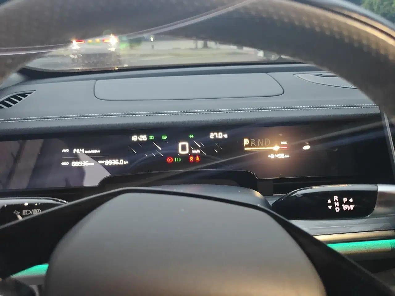 NETA S 2023 All-Electric 520 km Range Rear-Drive Version — миниатюра 12