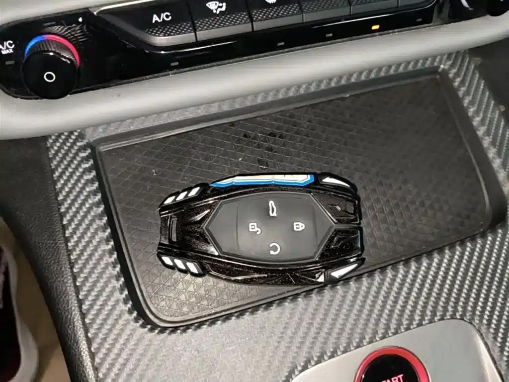 Shadow Leopard 2023 270T DCT J11 Edition — миниатюра 9
