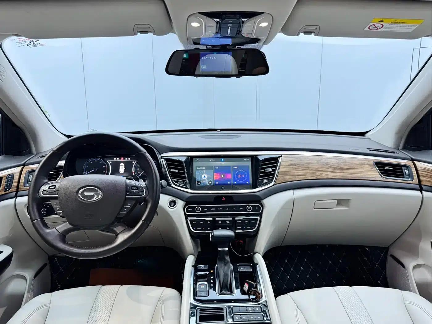 Trumpchi GS8 2017 320T 2WD Luxury Intelligent Connected Edition (7-seater) — миниатюра 26