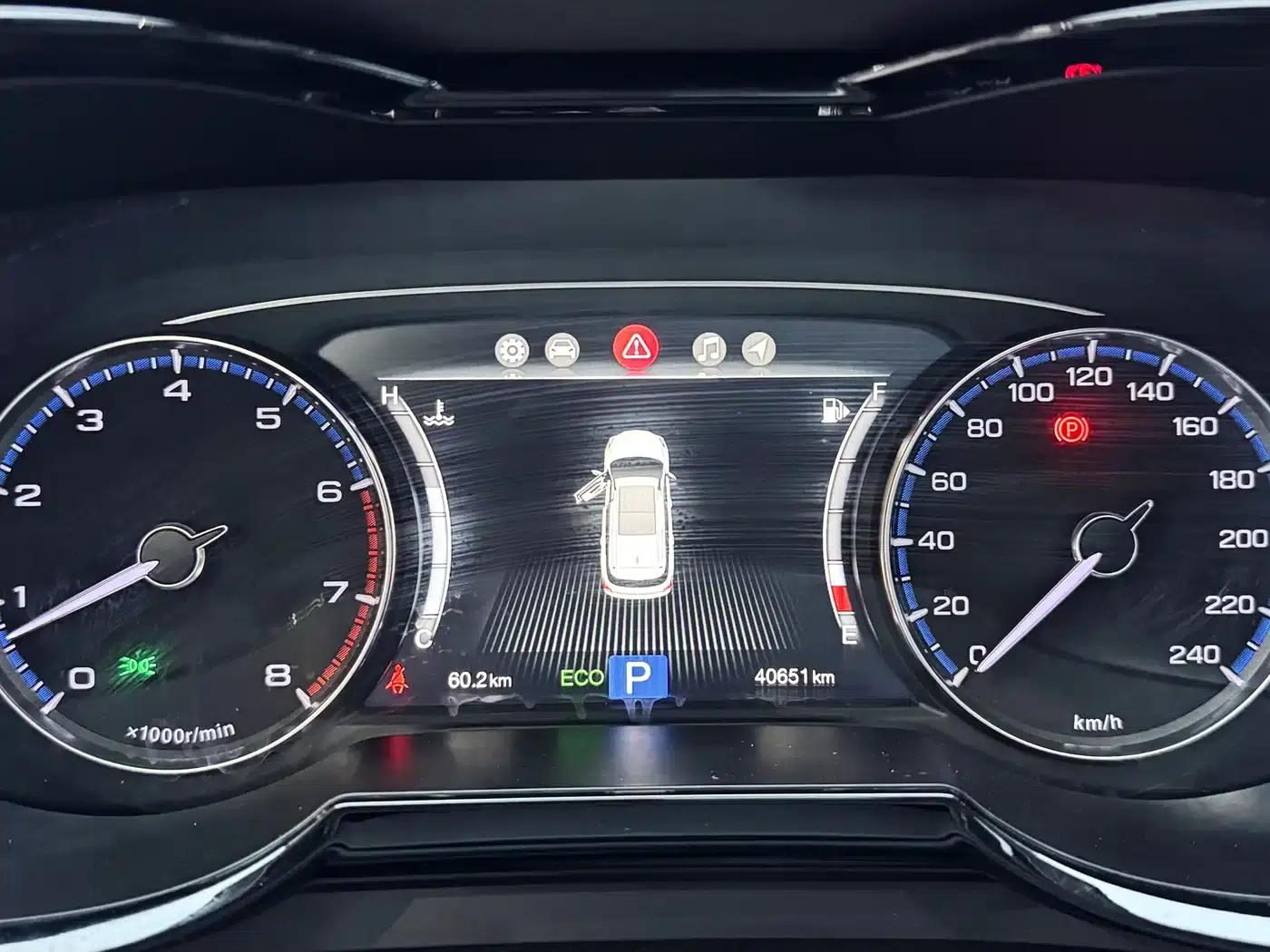 Trumpchi GS8 2017 320T 2WD Luxury Intelligent Connected Edition (7-seater) — миниатюра 5