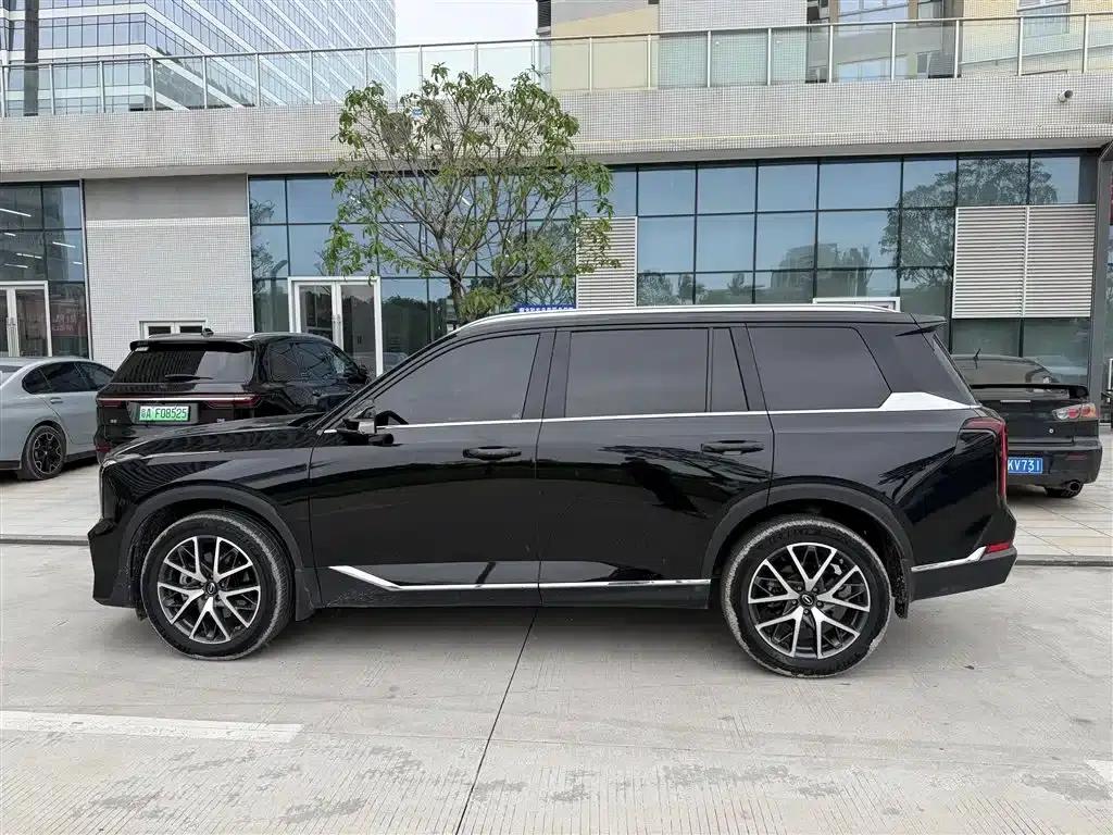 Trumpchi GS8 2022 Navigator Series 2.0TGDI 2WD Luxury Intelligent Connected Edition (7-seater) — миниатюра 9