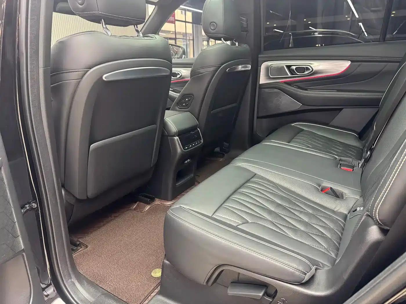 Trumpchi GS8 2022 Navigator Series 2.0TGDI 2WD Premium Edition (7-seater) — миниатюра 13