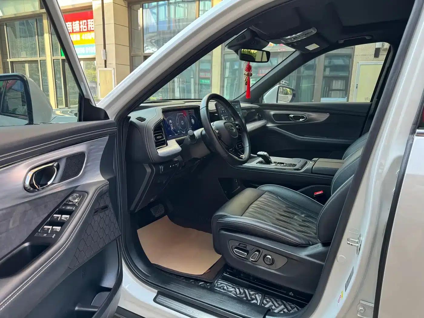 Trumpchi GS8 2022 Hybrid Series 2.0TM 2WD Premium Edition (7-seater) — миниатюра 7