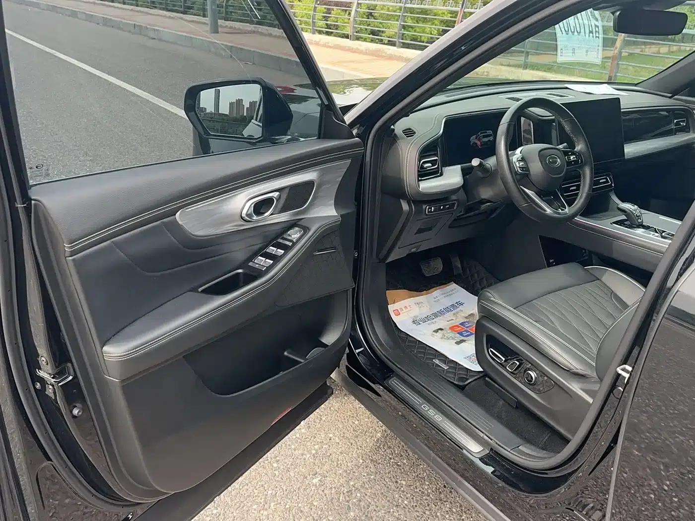 Trumpchi GS8 2022 Navigator Series 2.0TGDI 2WD Luxury Intelligent Connected Edition (7-seater) — миниатюра 14