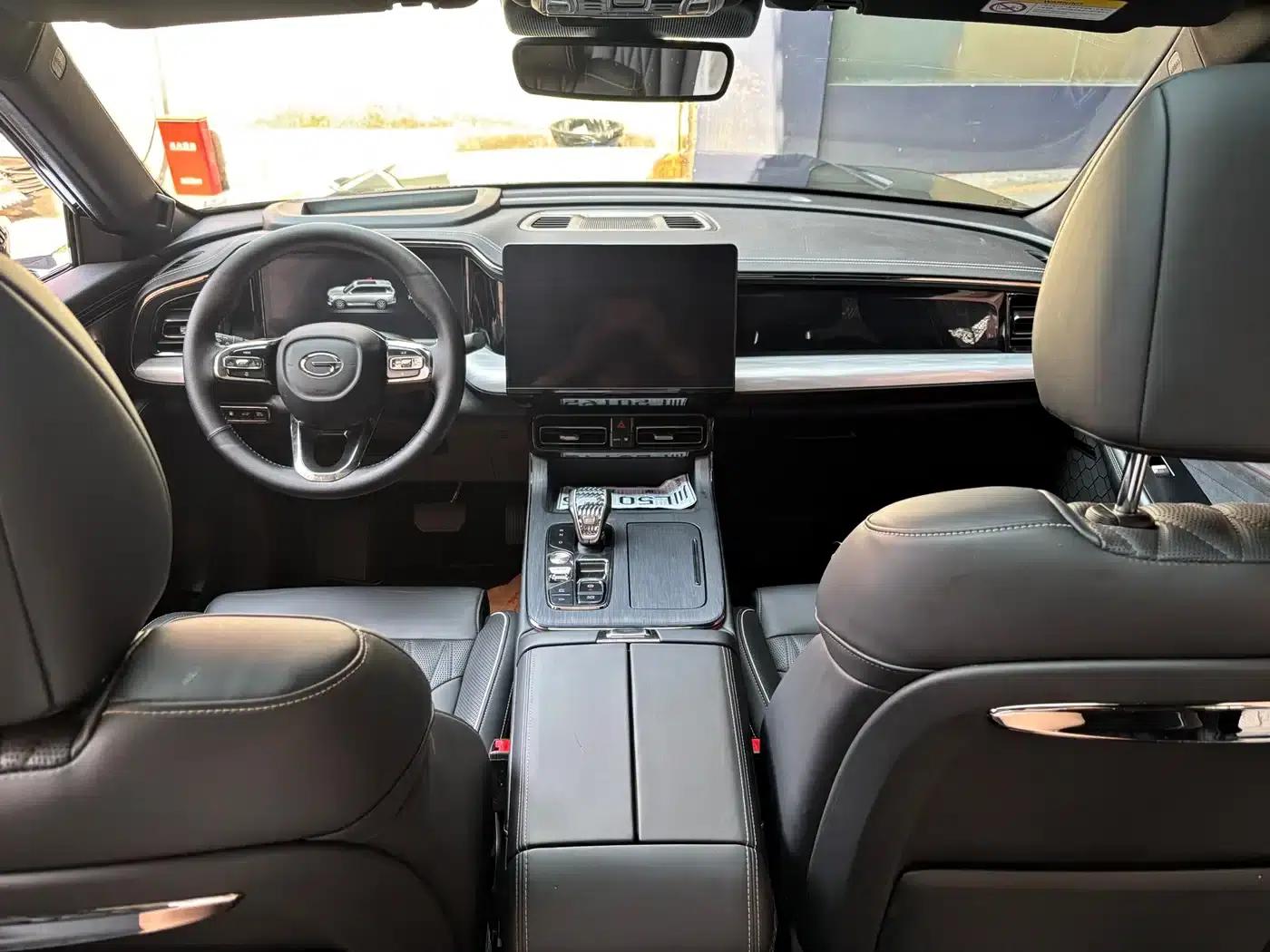 Trumpchi GS8 2022 Hybrid Series 2.0TM 2WD Premium Edition (7-seater) — миниатюра 11