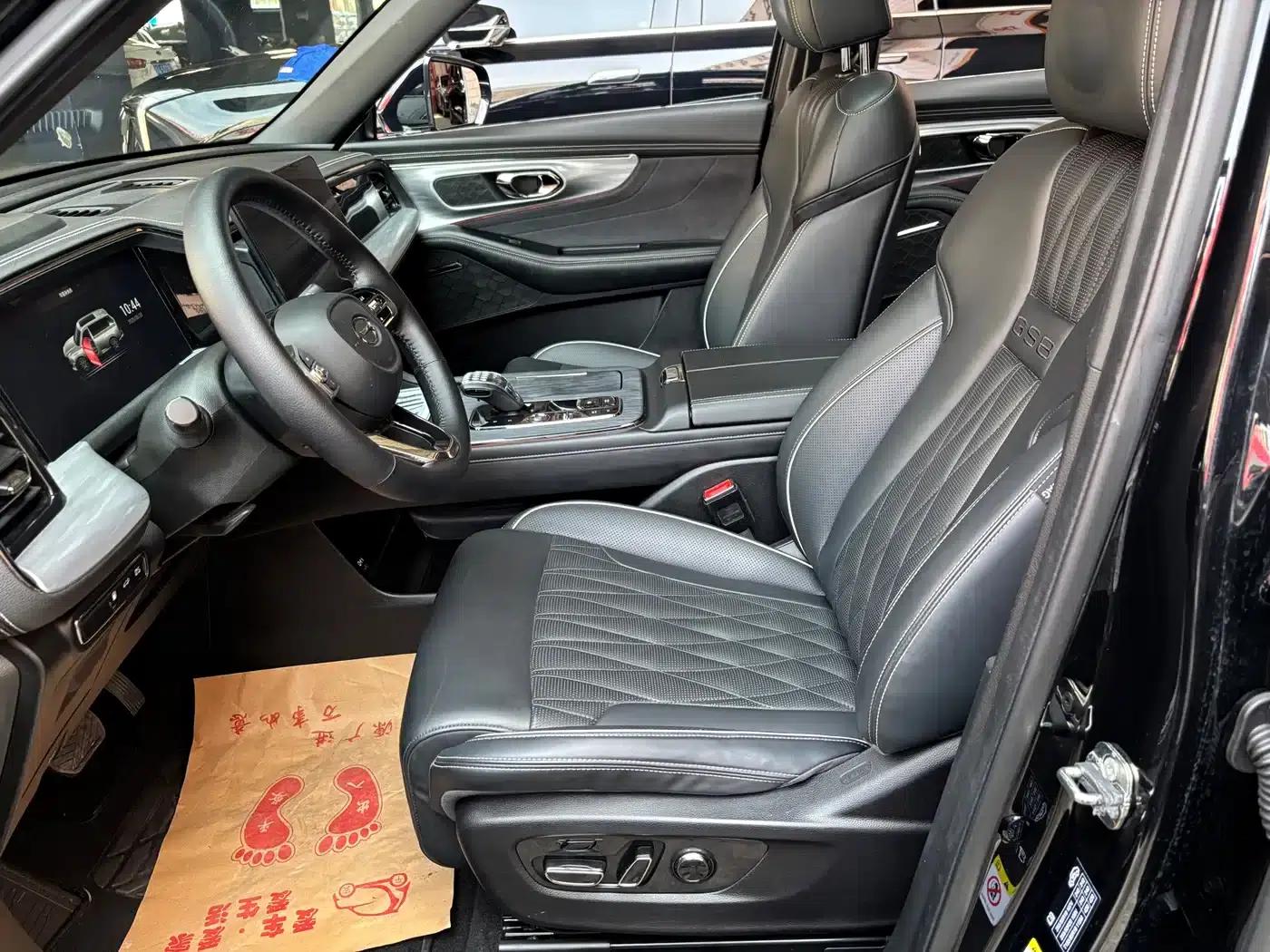Trumpchi GS8 2022 Hybrid Series 2.0TM 2WD Premium Edition (7-seater) — миниатюра 4