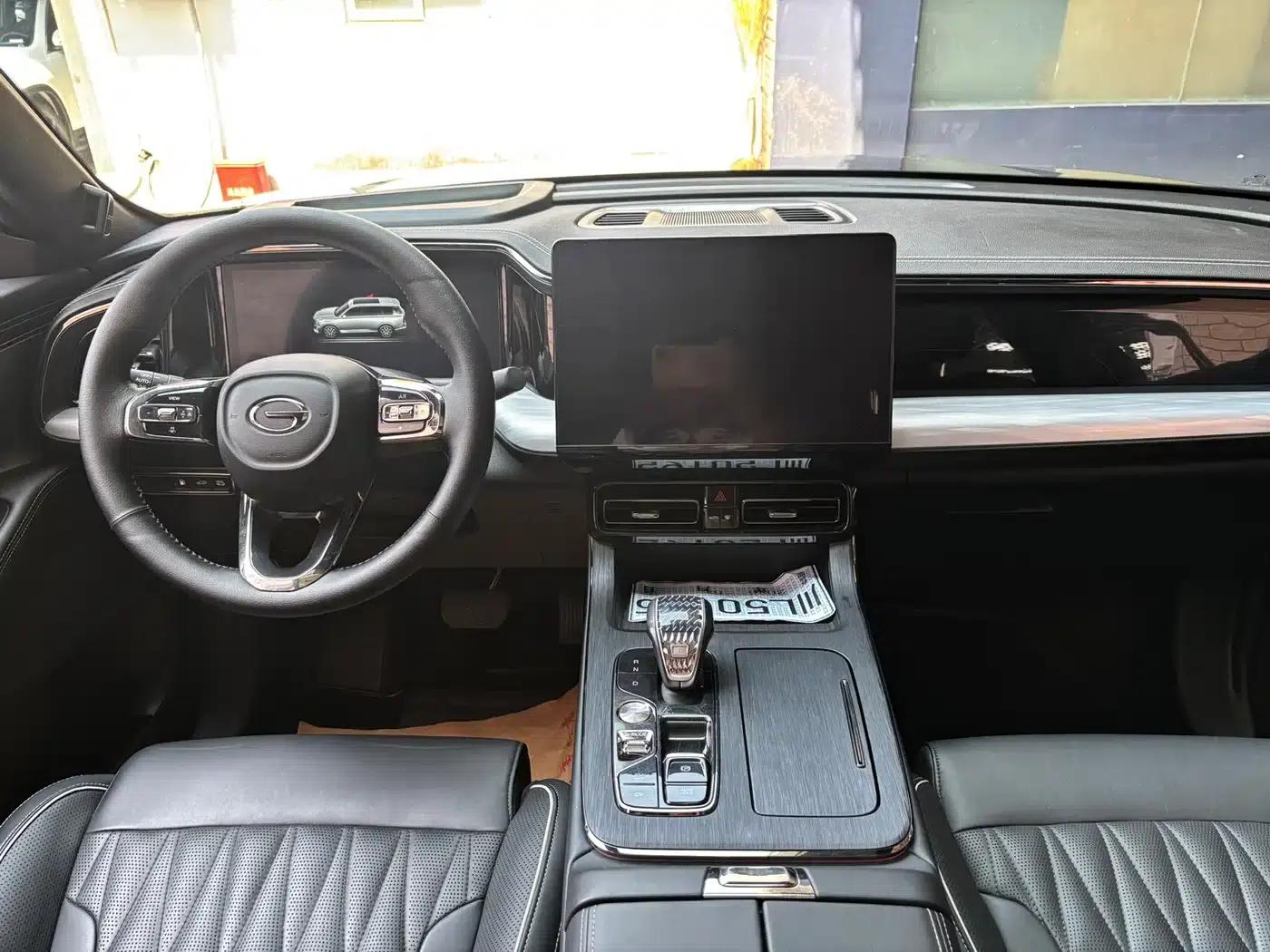 Trumpchi GS8 2022 Hybrid Series 2.0TM 2WD Premium Edition (7-seater) — миниатюра 7