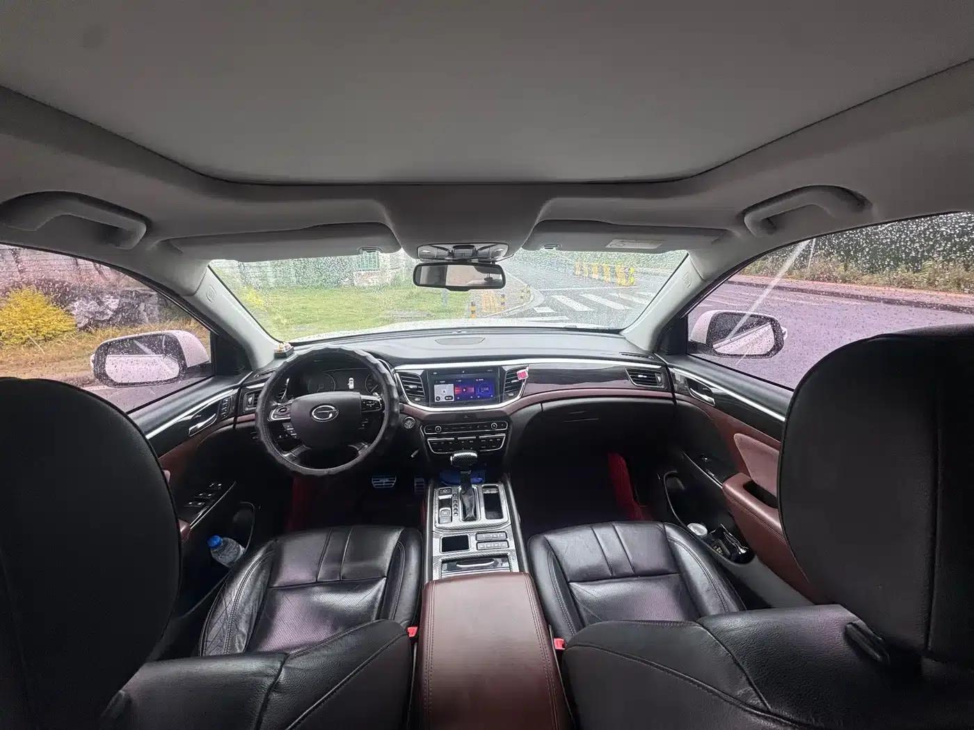 Trumpchi GS8 2017 320T 2WD Luxury Intelligent Connected Edition (7-seater) — миниатюра 9