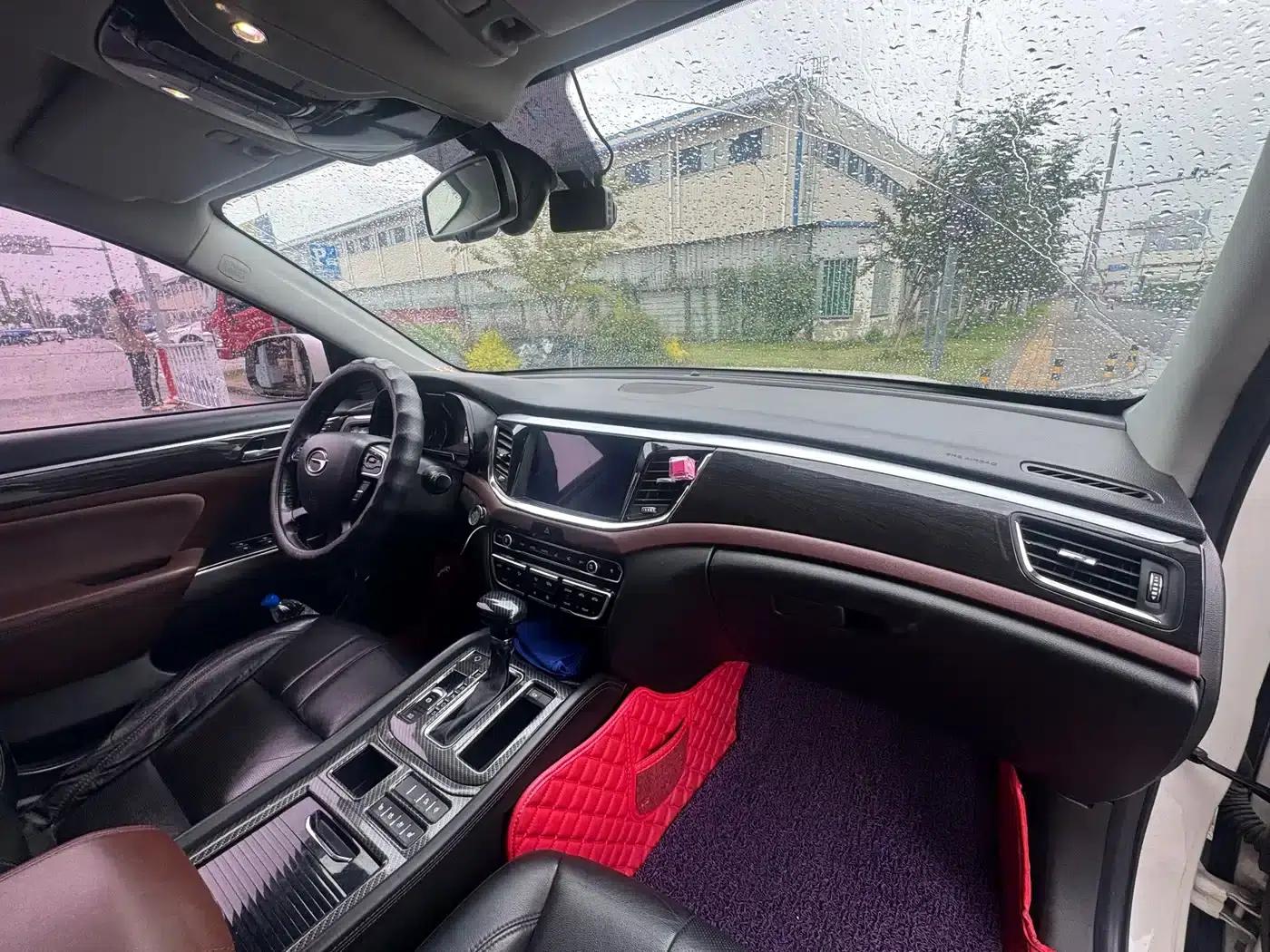 Trumpchi GS8 2017 320T 2WD Luxury Intelligent Connected Edition (7-seater) — миниатюра 10