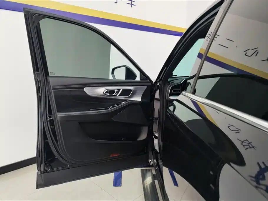 Trumpchi GS8 2022 Navigator Series 2.0TGDI 2WD Premium Edition (7-seater) — миниатюра 7