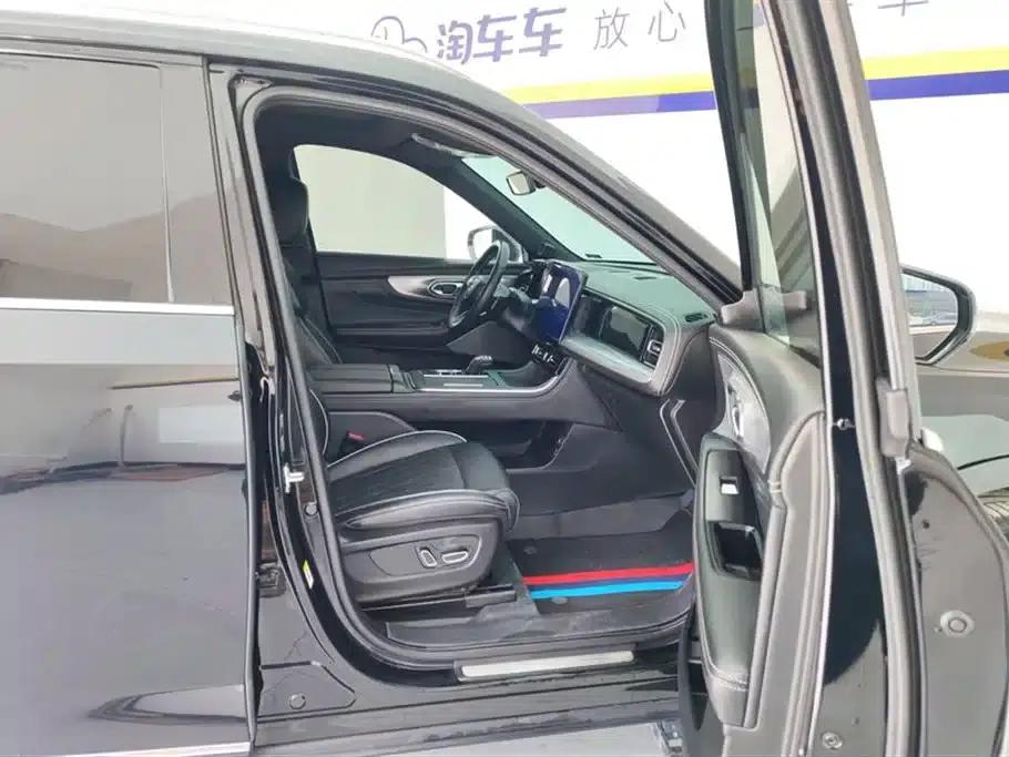 Trumpchi GS8 2022 Navigator Series 2.0TGDI 2WD Premium Edition (7-seater) — миниатюра 8
